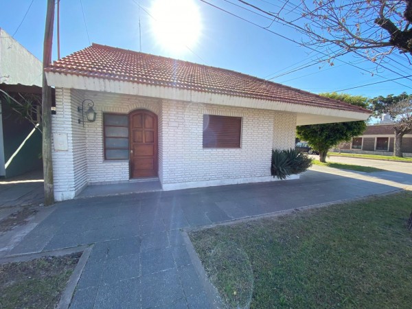 9 de Julio No2806, esquina Santa Fe, San Justo, Santa Fe, Prop. 599