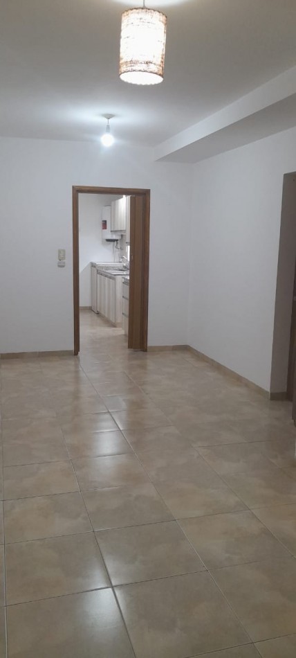 Av. Iriondo 2215 1° Piso al frente San Justo, Prop. 461