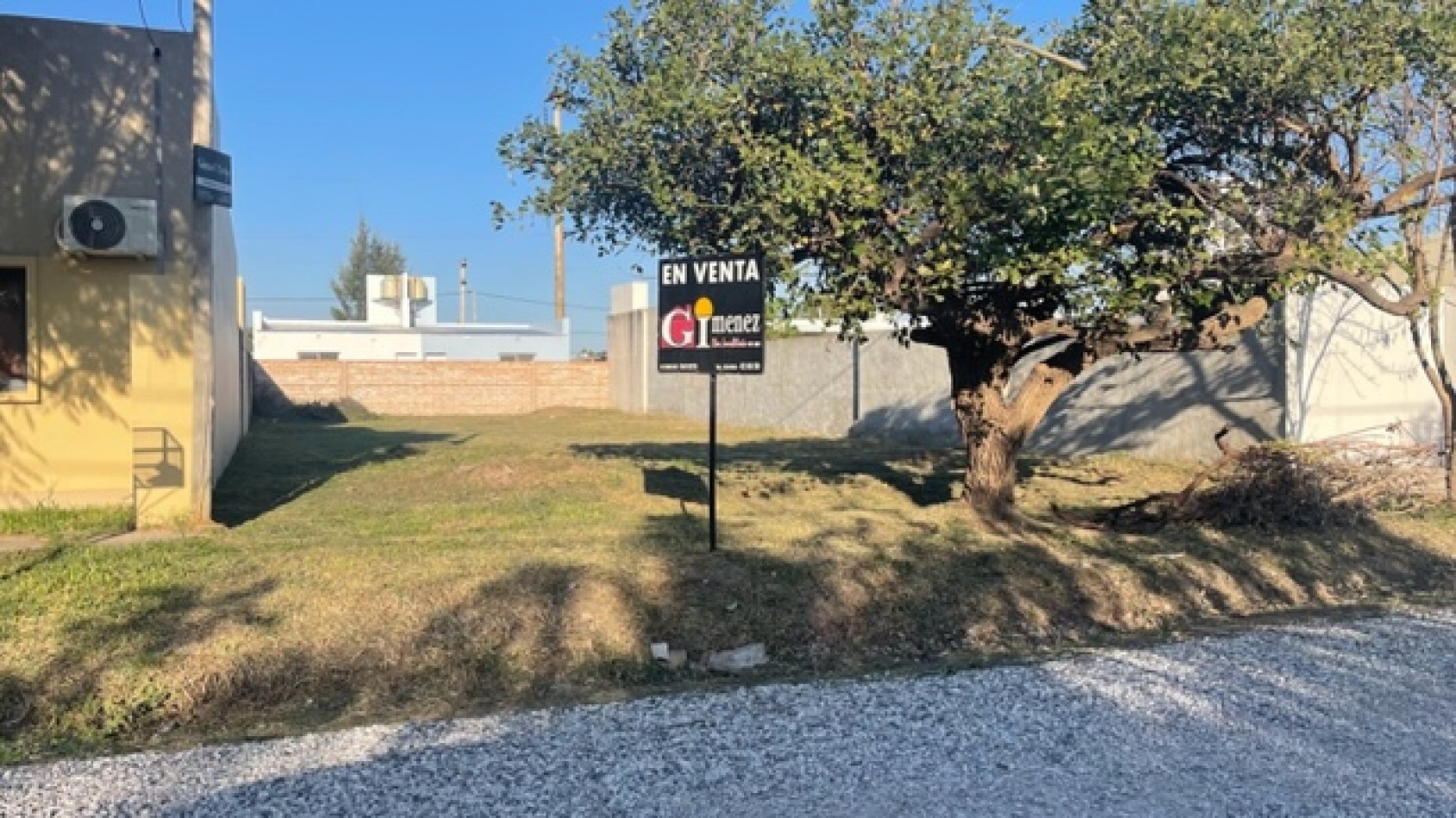 Estrada Bello 3043, barrio Parque, ciudad de San Justo, provincia de Santa Fe