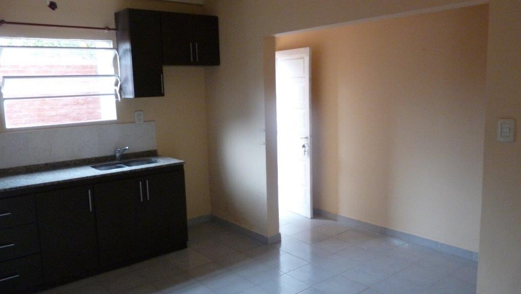 Juan Gauna 2923, Planta Baja, interna, San Justo, Santa Fe, Propiedad: 131