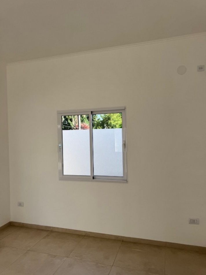 Gobernador Cabal N°2572, interno, San Justo, Santa Fe.