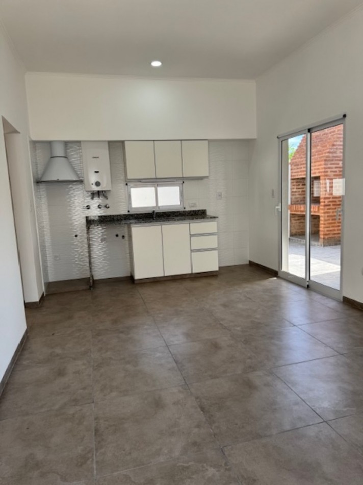 Gobernador Cabal N°2572, interno, San Justo, Santa Fe.