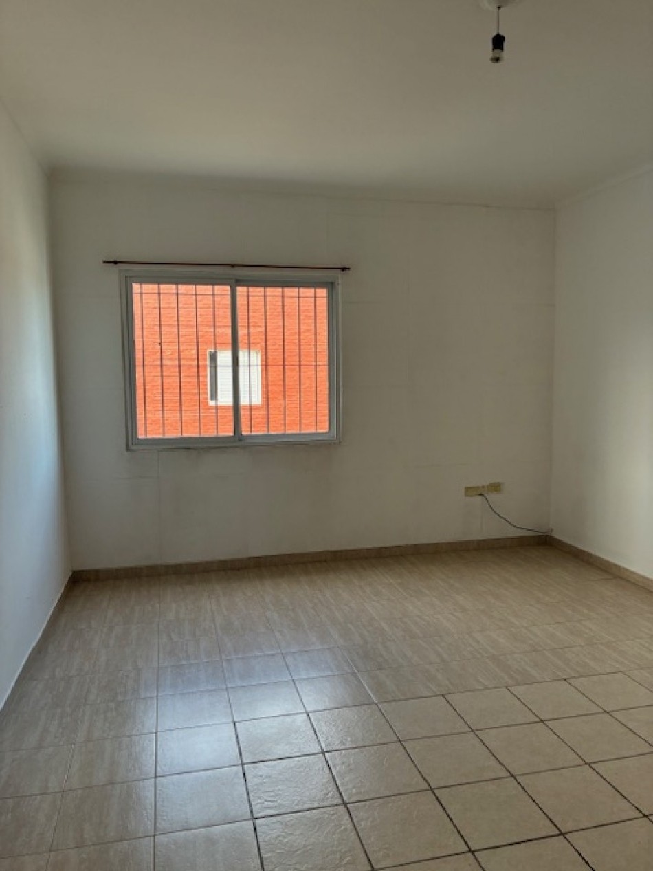 9 de Julio No2660, U.12, D.3, 1° Piso, Torre II, San Justo, Santa Fe, Propiedad: 227