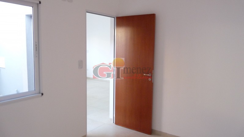 Independencia N°2341 Departamento interno No1 al Norte, San Justo, Santa Fe, Propiedad: 543