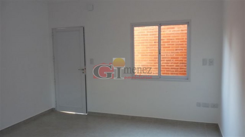 Francisco Angeloni N°2549, D.4, San Justo S.F., Propiedad: 247