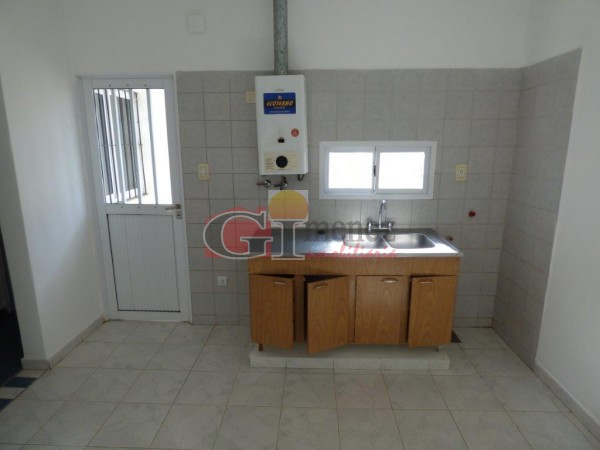 Italia N°2542 D.3 P.B., San Justo, S.F., Propiedad: 303