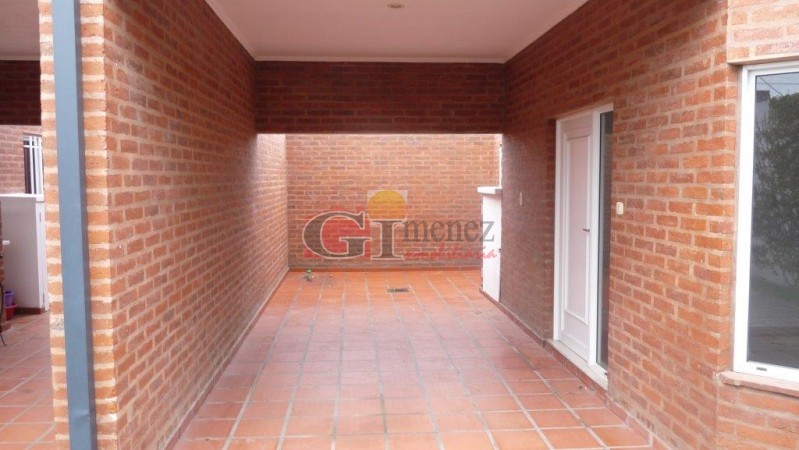 Gobernador Cabal 2744 PB "3" San Justo S.F., Propiedad: 350