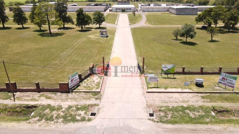 Ruta Nacional 11 Km 564, ZONA INDUSTRIAL al Sur de la ciudad de San Justo, provincia de Santa Fe. 